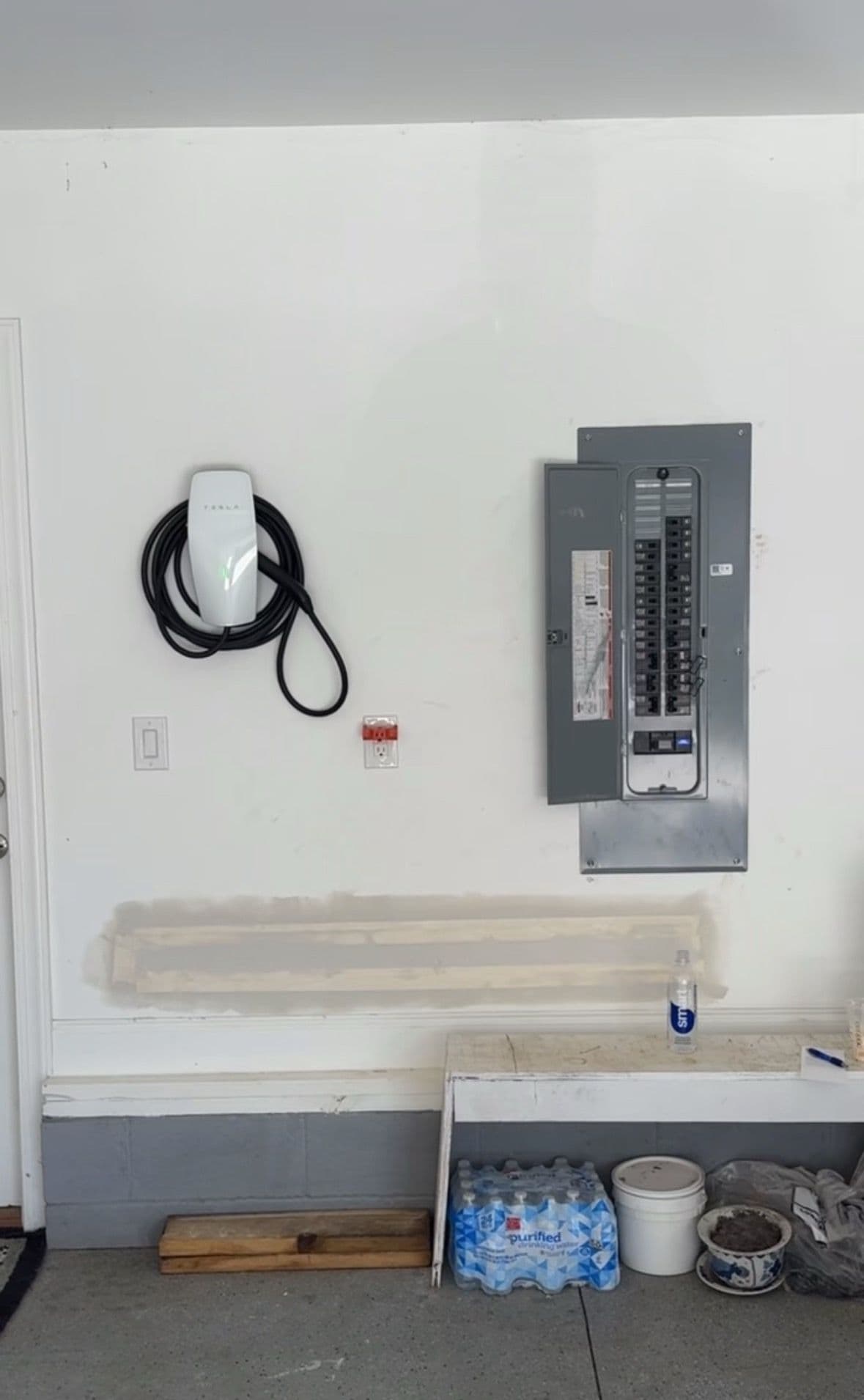 Safe Installation of Tesla Wall Charger image