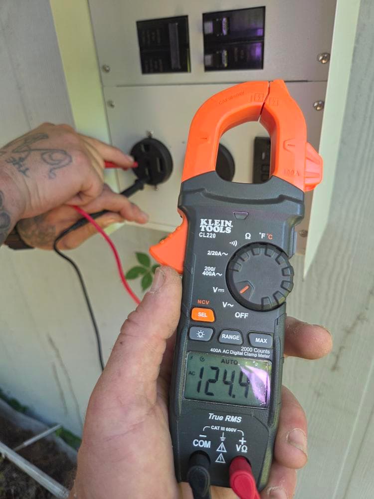 50-Amp RV Outlet Installation with Subpanel Wiring image