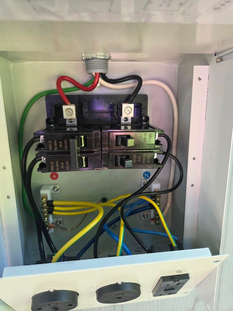 Gallery photos for 50-Amp RV Outlet Installation with Subpanel Wiring: Image #2